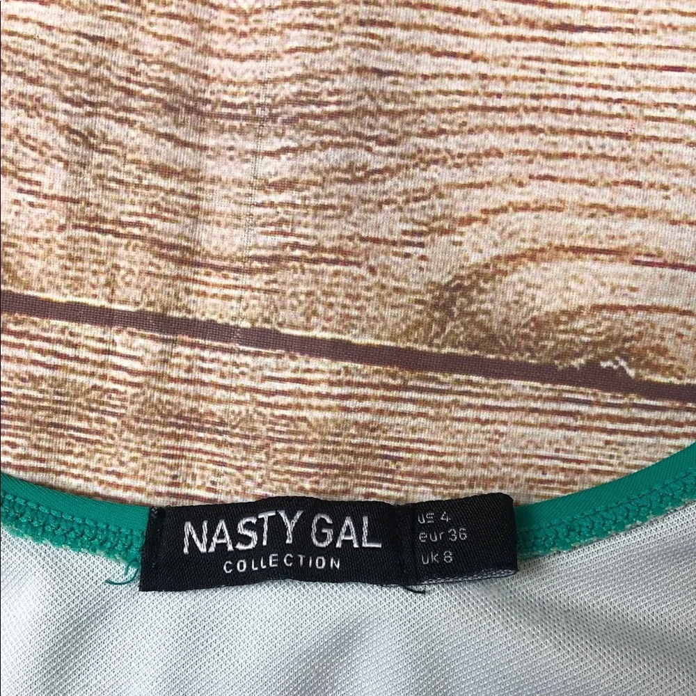 Nasty Gal Green Bikini‎ Top 🧡